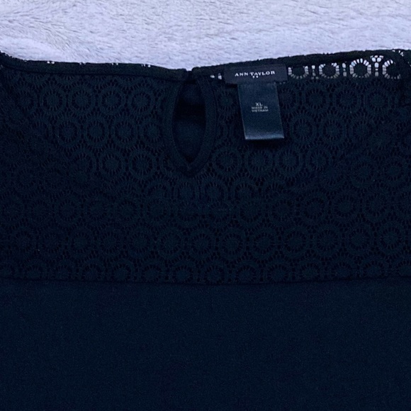 Ann Taylor Short Sleeve Lace Top - Picture 4 of 6